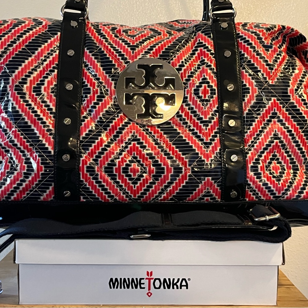 Tory Burch  Travel Bag Large Red and Black Geometric - Picture 2 of 16